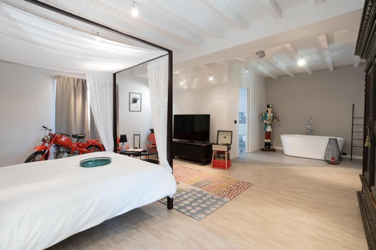 Lo Schiaccianoci Bed&Breakfast De Charme Scanzorosciate エクステリア 写真