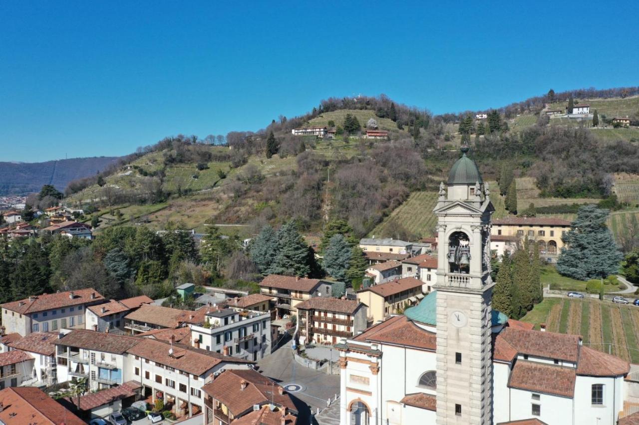 Lo Schiaccianoci Bed&Breakfast De Charme Scanzorosciate エクステリア 写真