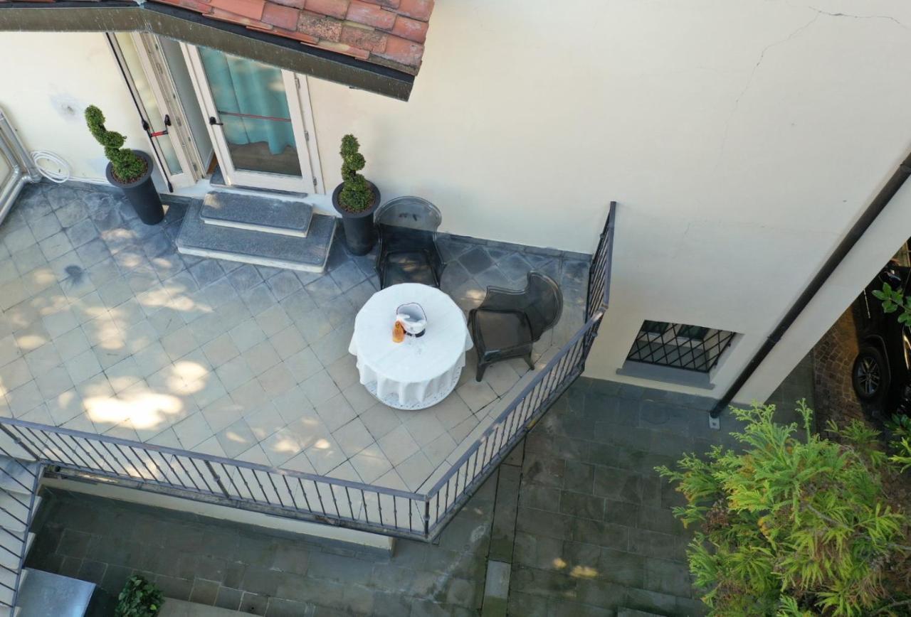 Lo Schiaccianoci Bed&Breakfast De Charme Scanzorosciate エクステリア 写真